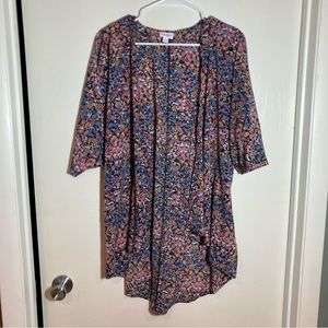 Lularoe‎ Kimono small